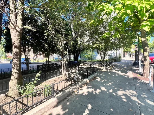 $230,000 | 2224 West Taylor Street, Chicago, IL 60612