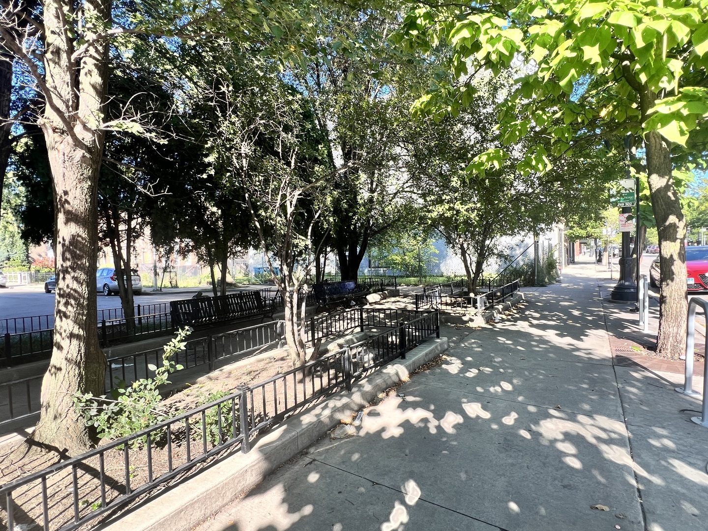 2224 West Taylor Street Chicago, IL 60612 - Photo 4 of 13