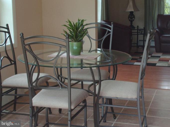 24398 Half Pone Point Road Hollywood, MD 20636 - Photo 23 of 29 Dining Area