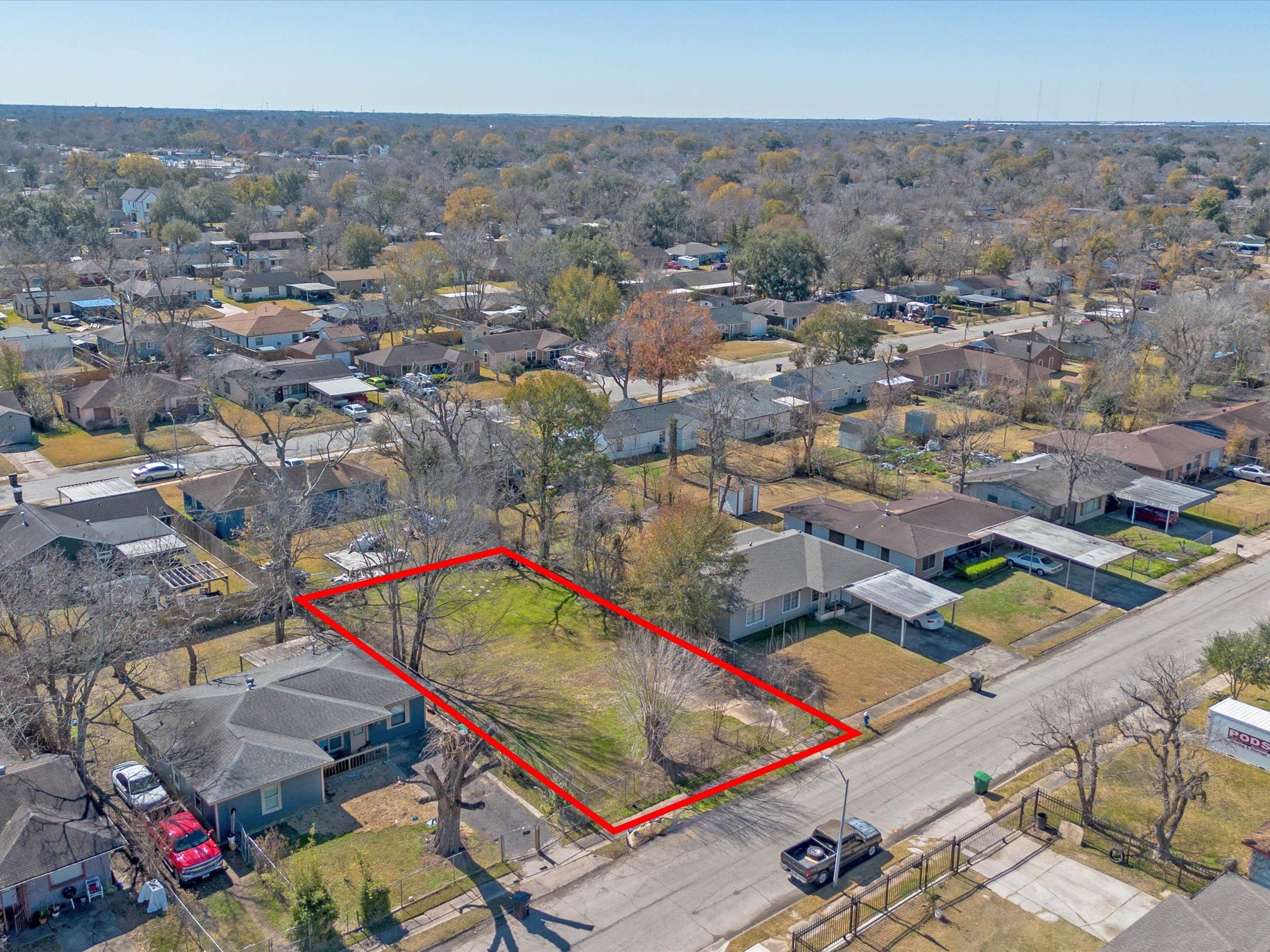 5758 Belcrest Street Houston, TX 77033 - Photo 2 of 7