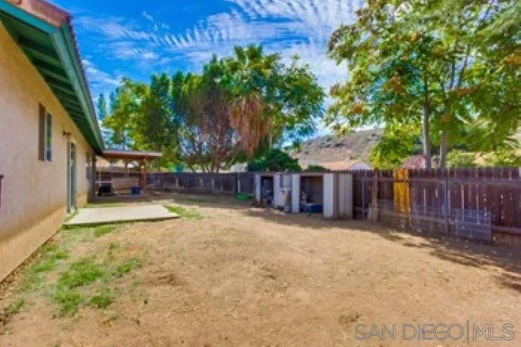 12610 Rodeo Drive Lakeside, CA 92040 - Photo 20 of 29 Gallery Image 20