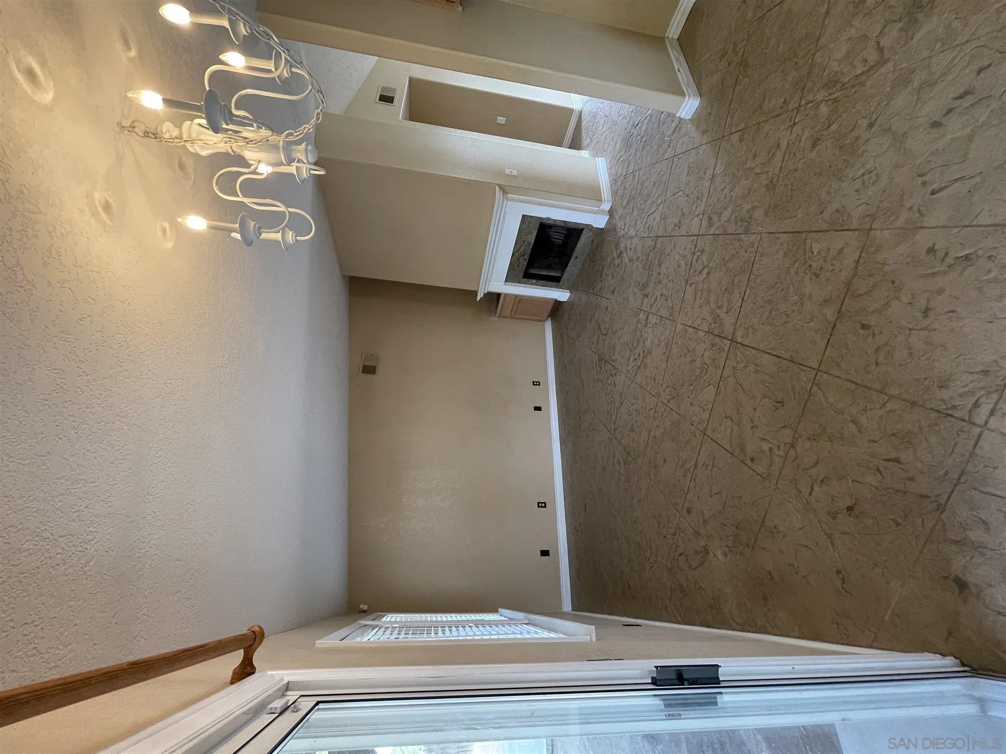 12610 Rodeo Drive Lakeside, CA 92040 - Photo 8 of 29 Gallery Image 8