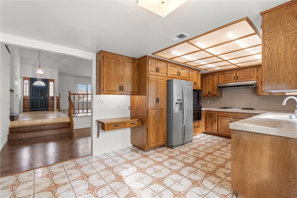 11861 Darby Avenue Porter Ranch, CA 91326 - Photo 22 of 59