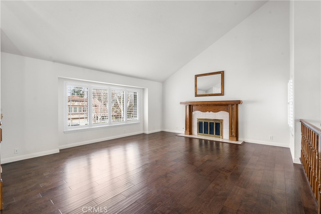 11861 Darby Avenue Porter Ranch, CA 91326 - Photo 3 of 59