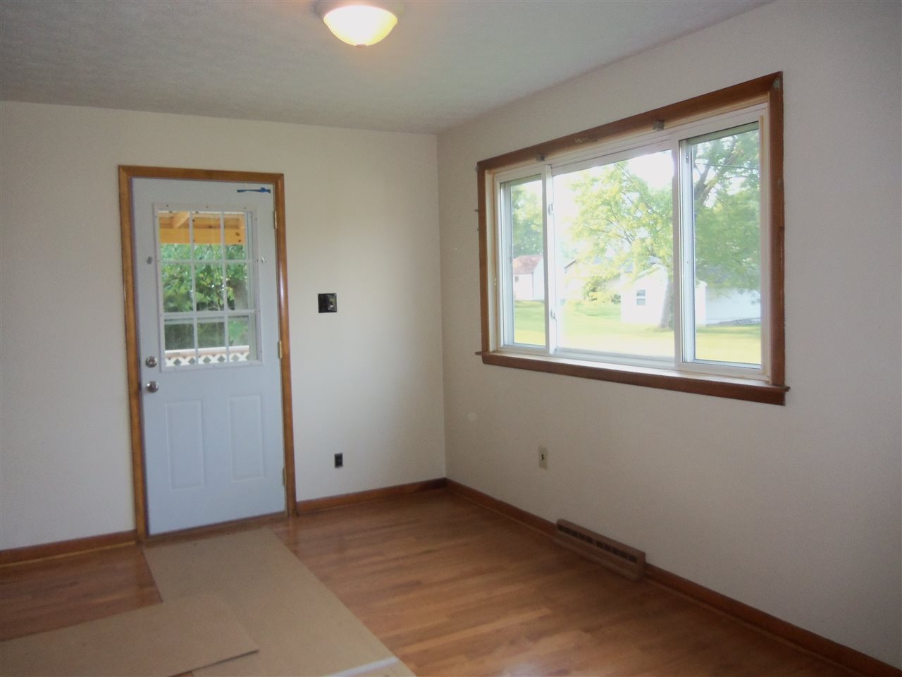 2715 R Street Bedford, IN 47421 - Photo 11 of 22 Gallery Image 11