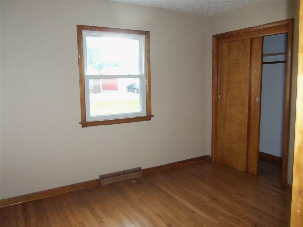 2715 R Street Bedford, IN 47421 - Photo 15 of 22 Gallery Image 15