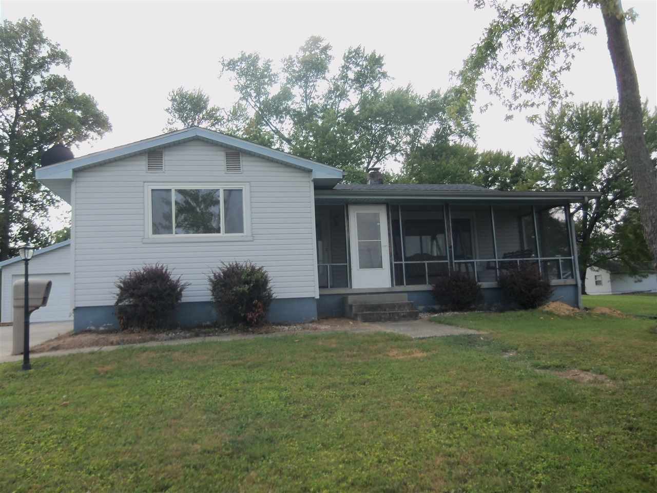 2715 R Street Bedford, IN 47421 - Photo 8 of 22 Gallery Image 8