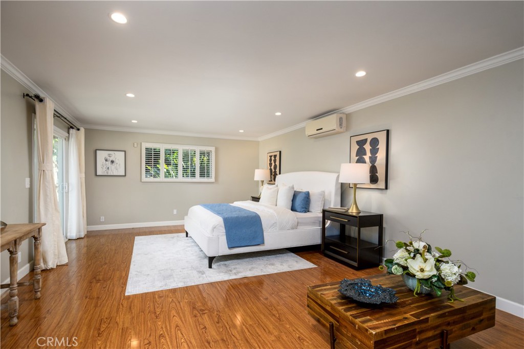 452 West Winnie Way Arcadia, CA 91007 - Photo 11 of 25 a living room with furniture and wooden floor