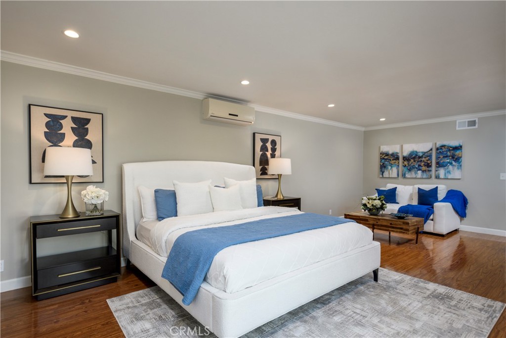 452 West Winnie Way Arcadia, CA 91007 - Photo 13 of 25 a bedroom with a bed and lamp