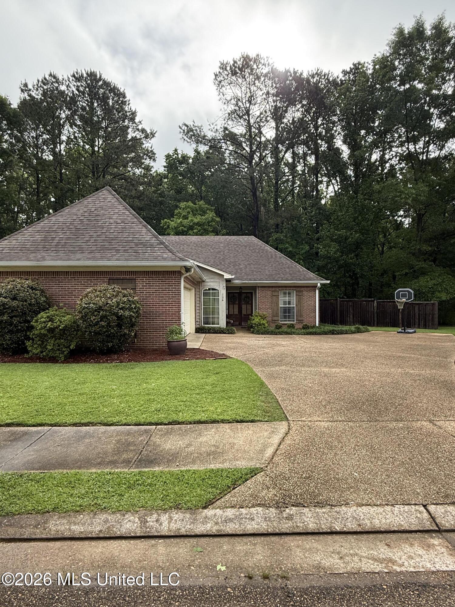 124 Cowles Creek Road Clinton, MS 39056 - Photo 2 of 22 Front2