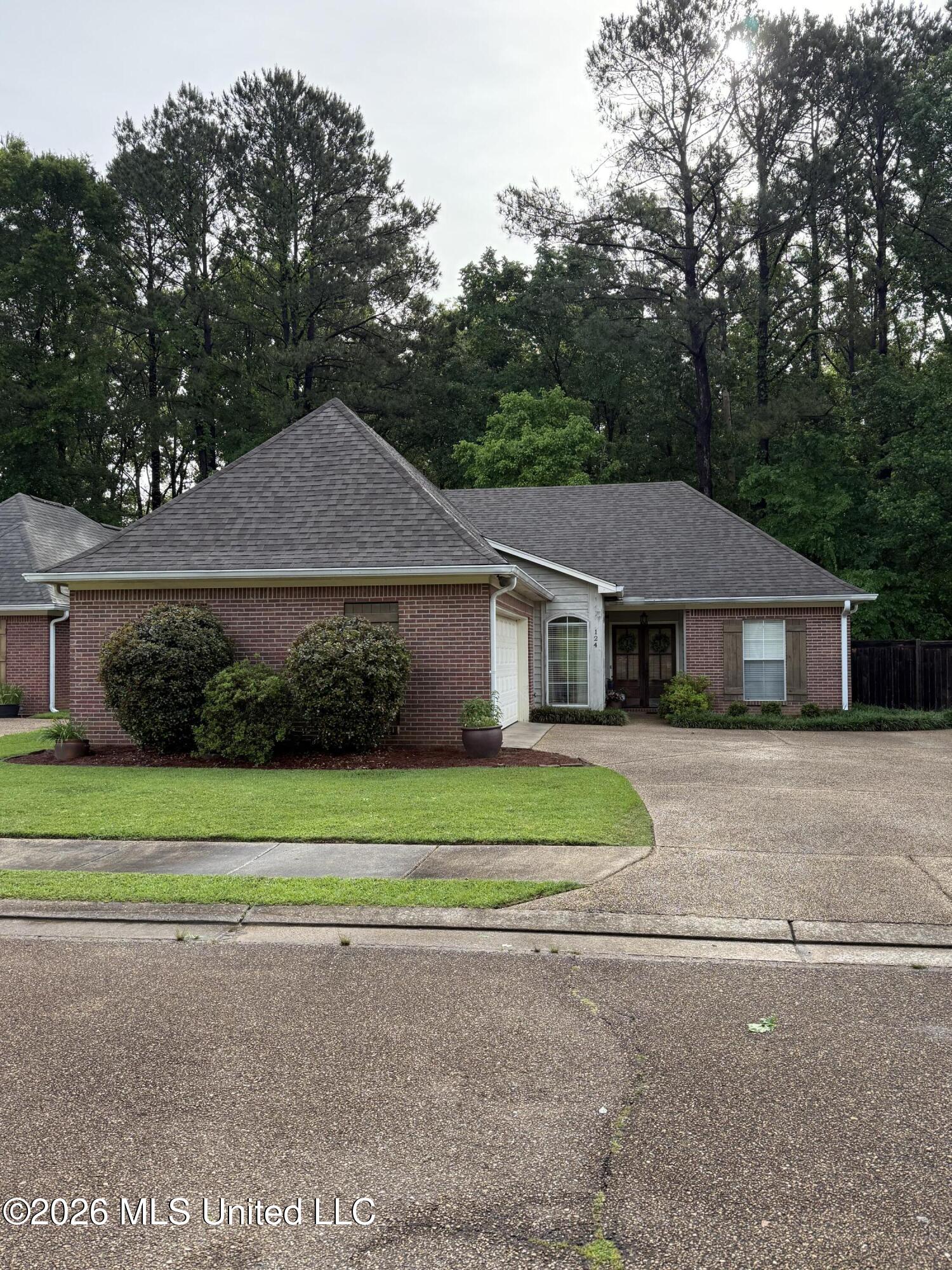 124 Cowles Creek Road Clinton, MS 39056 - Photo 3 of 22 Front3