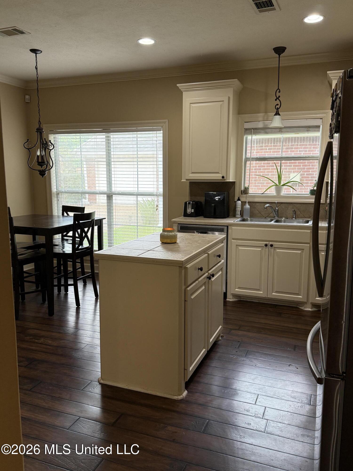 124 Cowles Creek Road Clinton, MS 39056 - Photo 7 of 22 Kitchen1