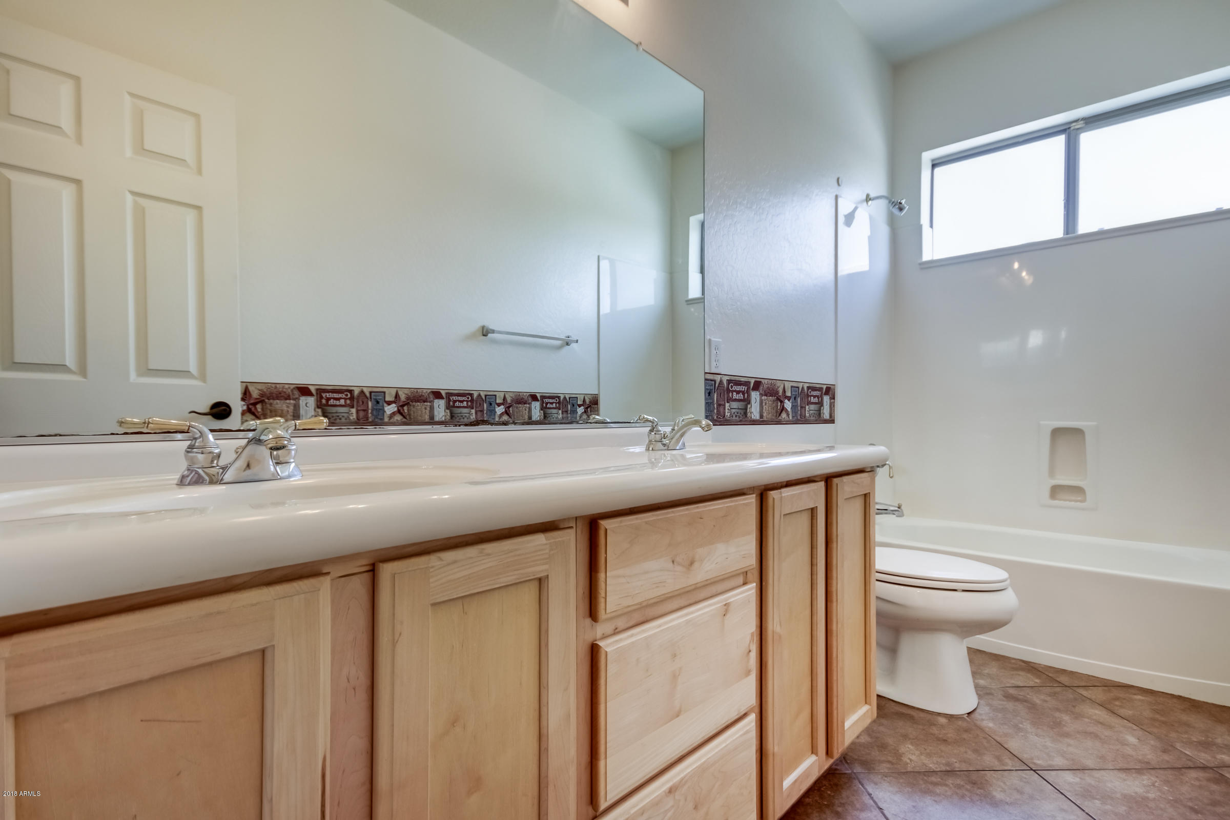 2136 West Eagle Feather Road Phoenix, AZ 85085 - Photo 29 of 42 2136 W Eagle Feather Rd-40