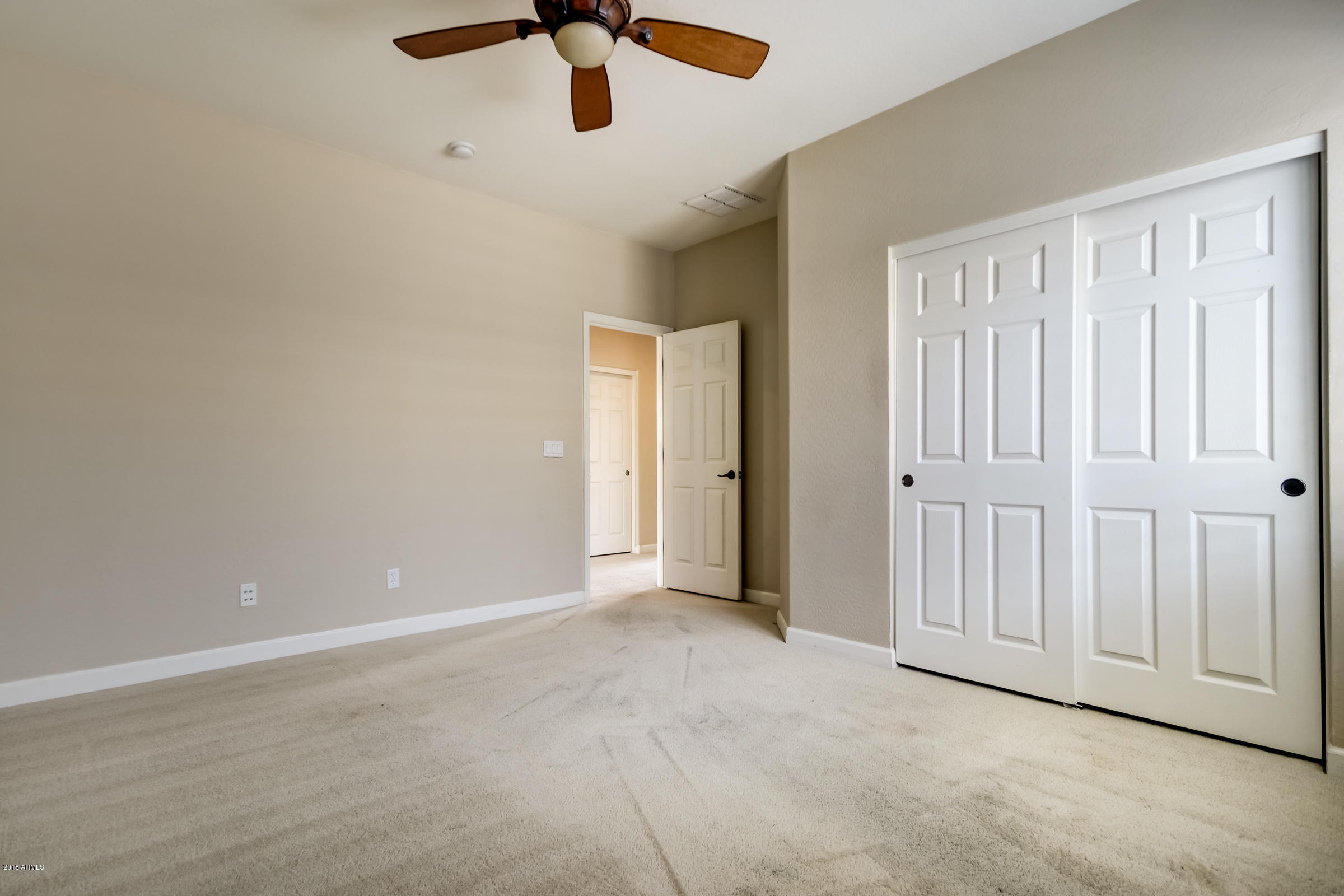 2136 West Eagle Feather Road Phoenix, AZ 85085 - Photo 32 of 42 2136 W Eagle Feather Rd-39