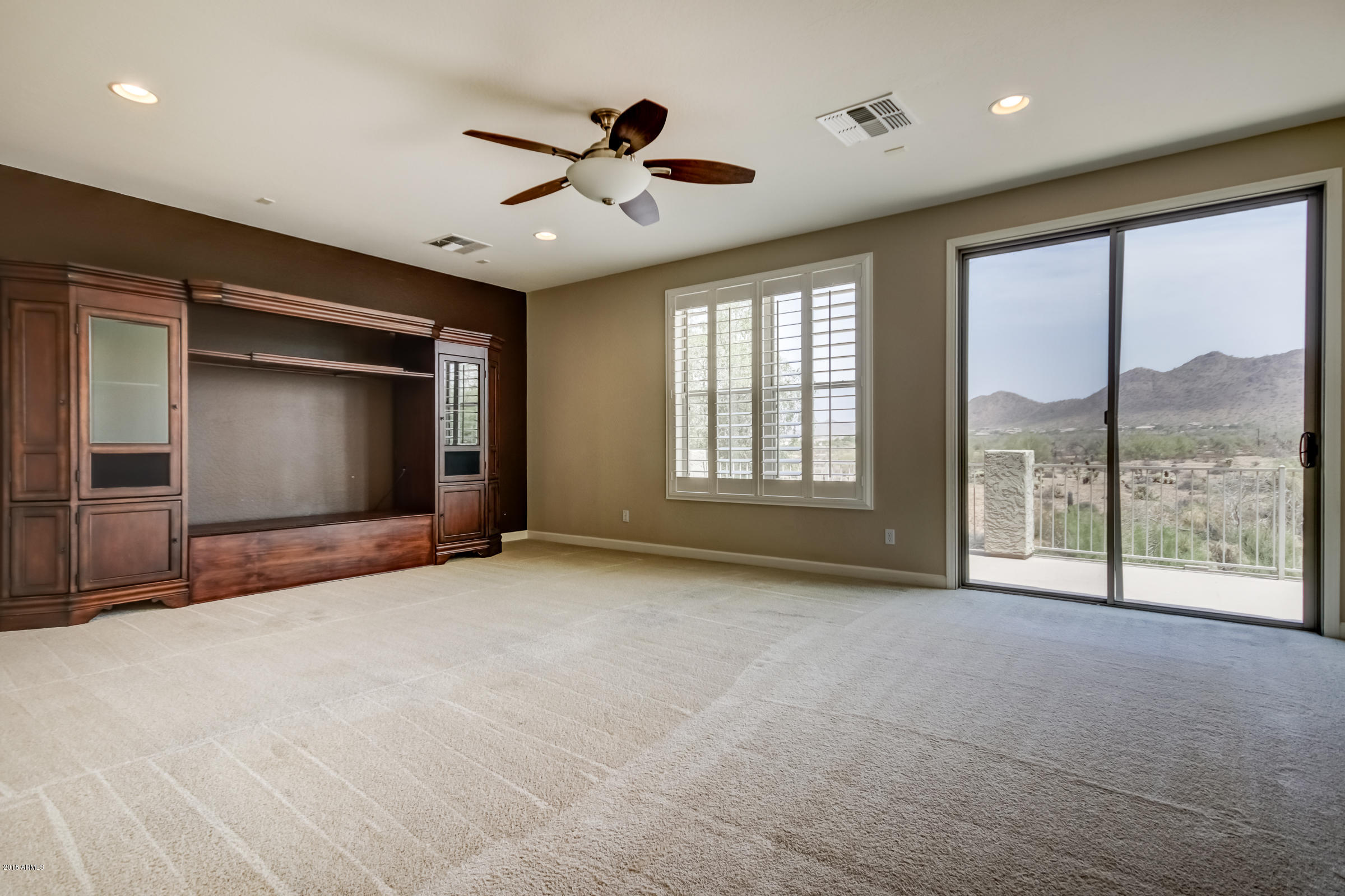 2136 West Eagle Feather Road Phoenix, AZ 85085 - Photo 4 of 42 2136 W Eagle Feather Rd-34