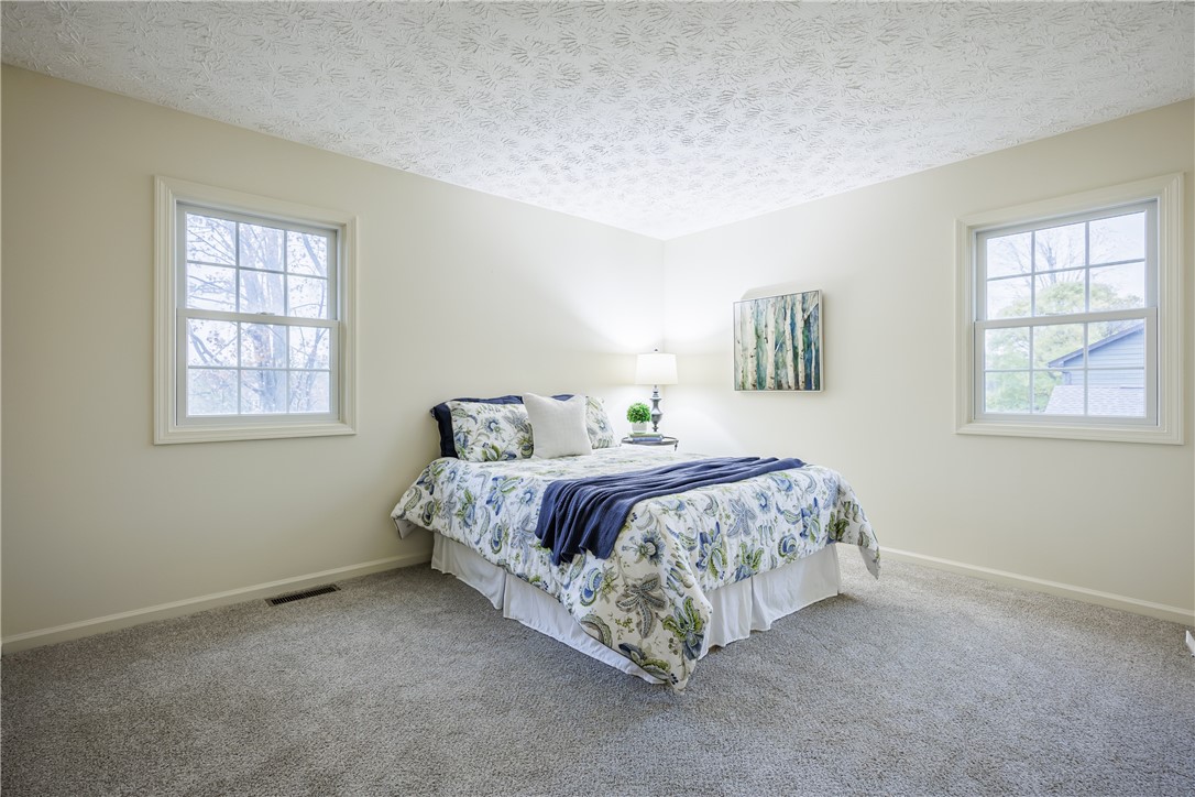 165 Woodleaf Henrietta, NY 14534 - Photo 25 of 37