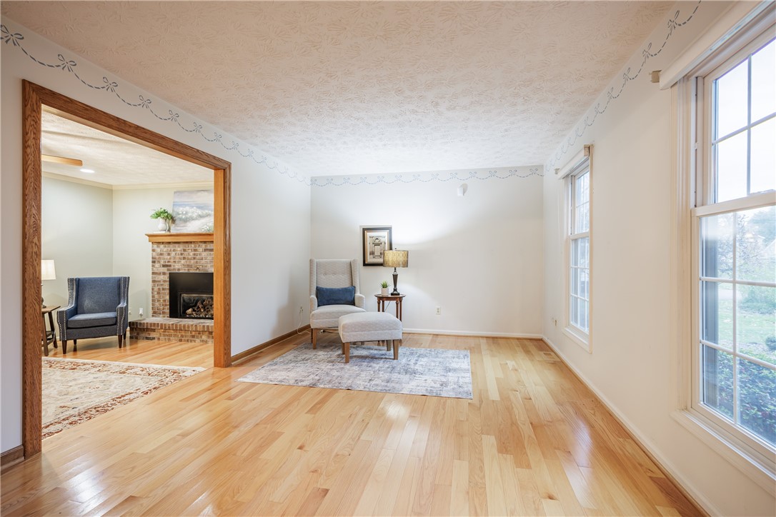 165 Woodleaf Henrietta, NY 14534 - Photo 10 of 37