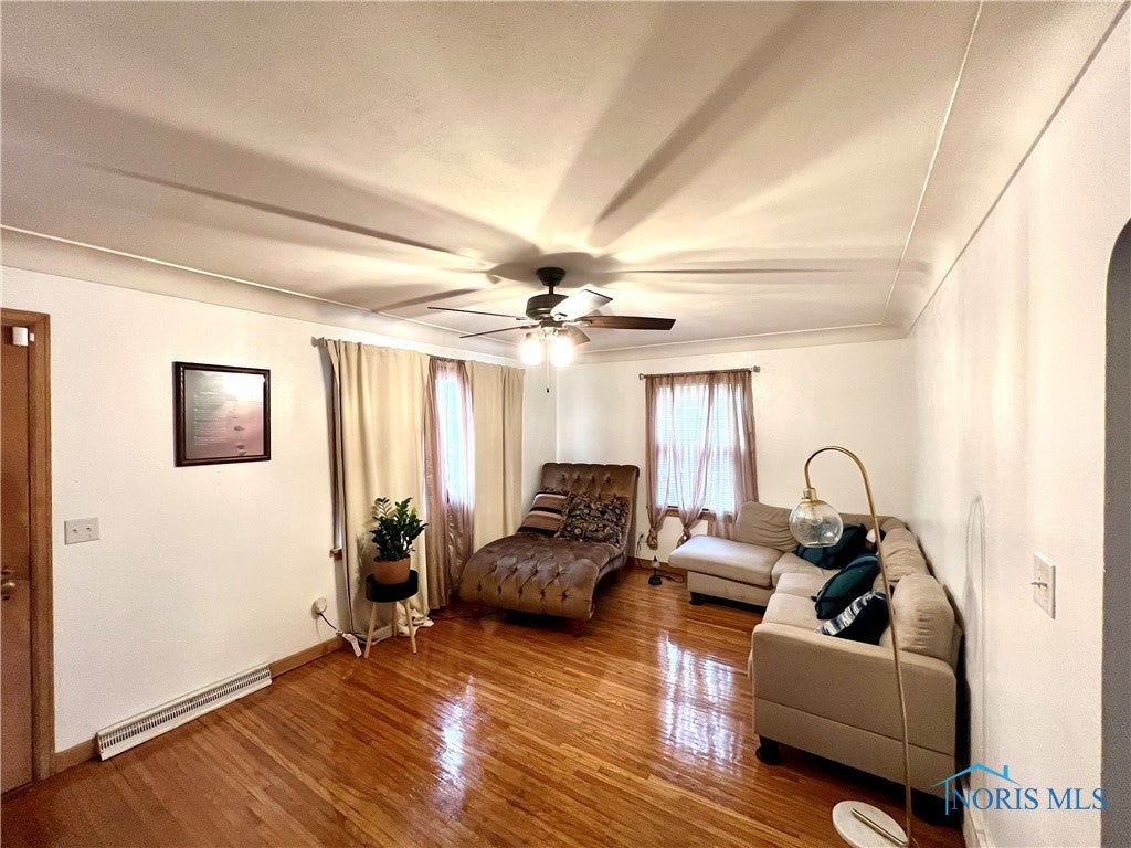 1027 Vanderbilt Road Toledo, OH 43615 - Photo 2 of 17 Gallery Image 2