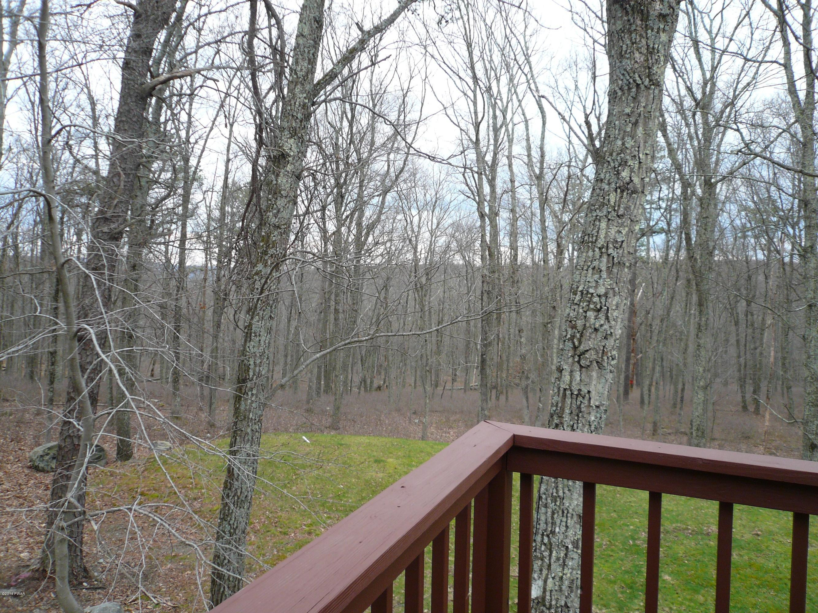 64 Spring Court Bushkill, PA 18324 - Photo 14 of 20