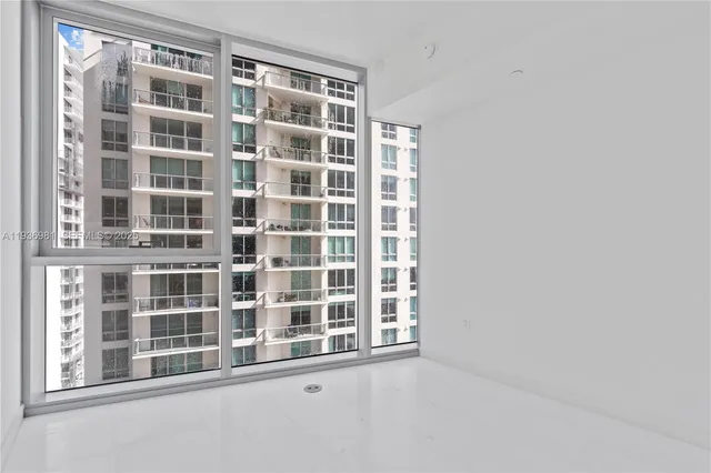 $38,000 | 300 Biscayne Blvd Way, Unit 3201, Miami, FL 33131