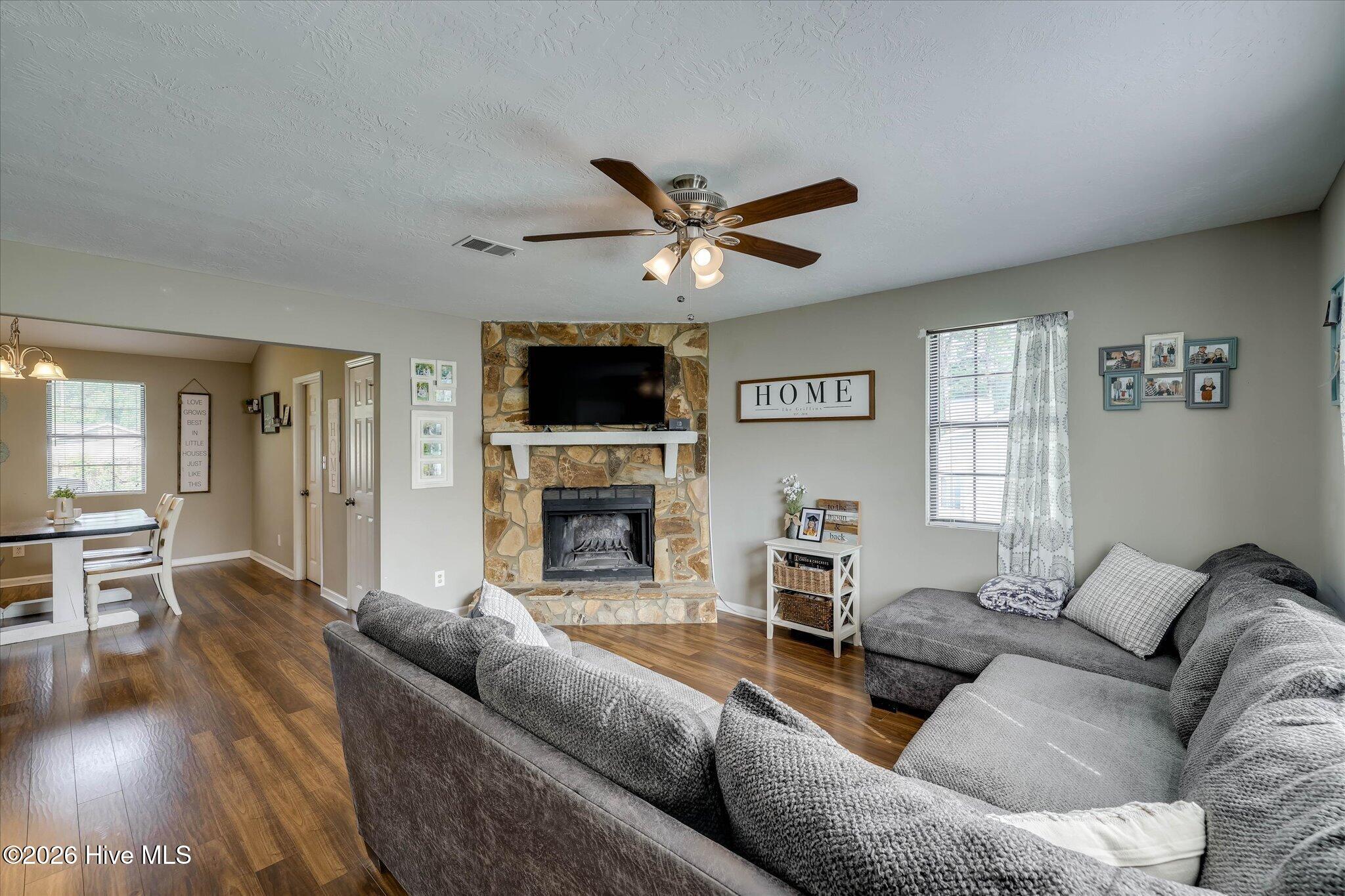 404 Shadow Lane North Augusta, SC 29841 - Photo 3 of 35