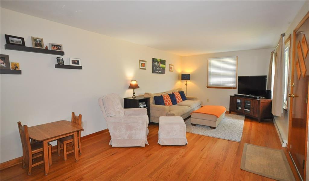 2551 Casey Drive Springfield, OH 45503 - Photo 3 of 17