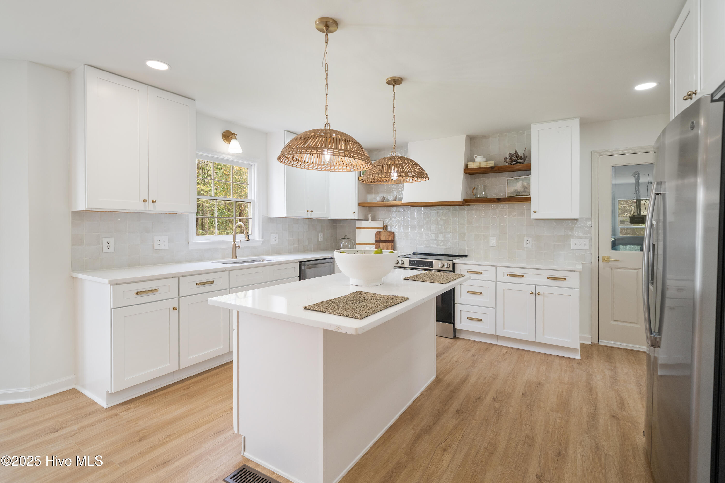2640 Middle Sound Loop Road Wilmington, NC 28411 - Photo 10 of 37 DSC02109
