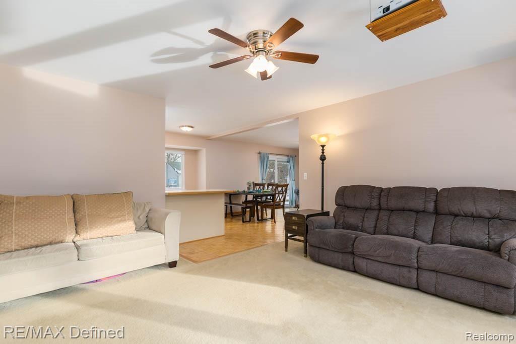 555 May Road Rochester Hills, MI 48307 - Photo 5 of 33
