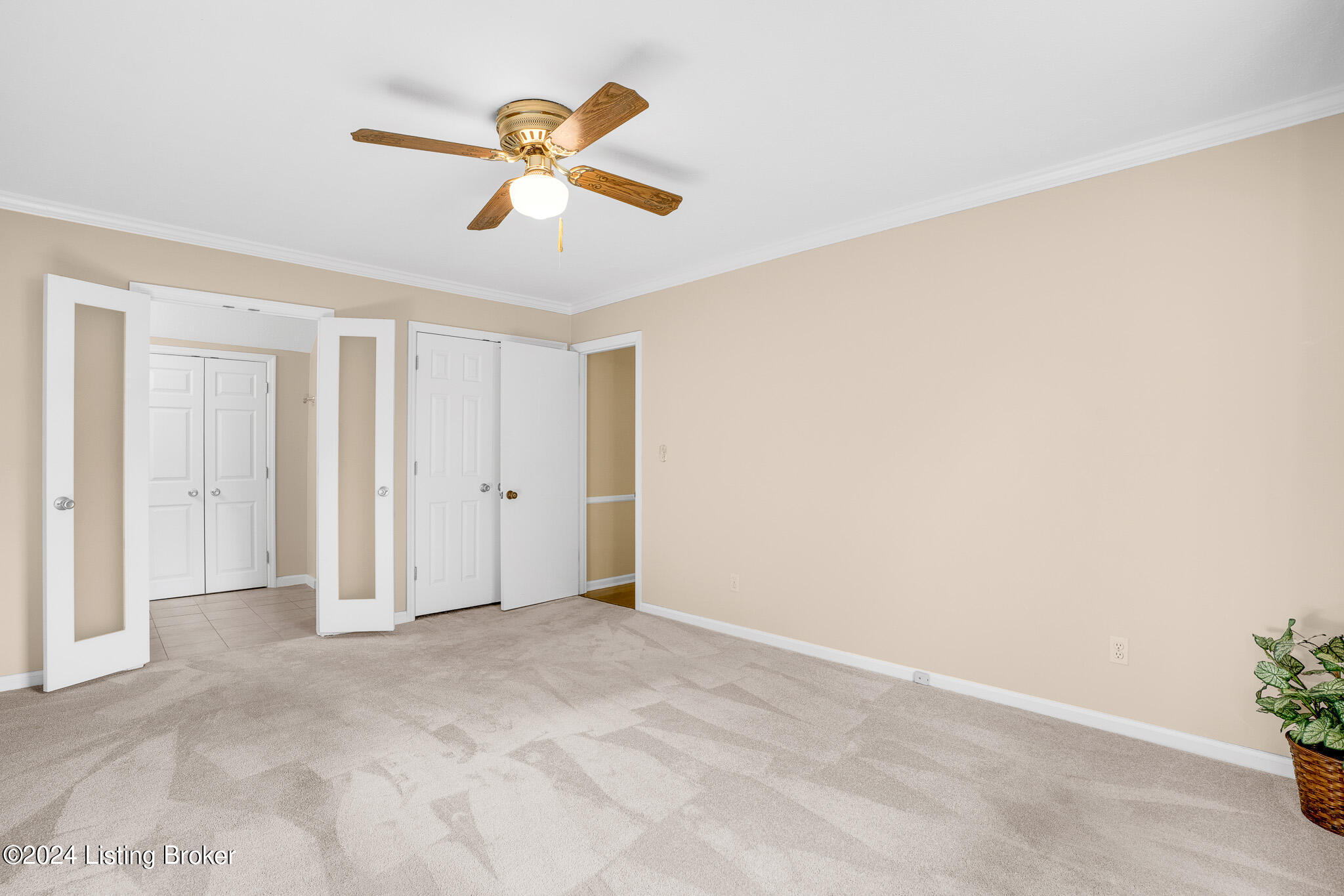 7210 Edcoe Road Louisville, KY 40228 - Photo 32 of 61 DSC03085