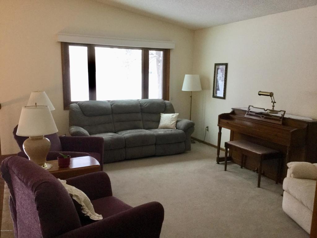 823 23rd Street Southeast Rochester, MN 55904 - Photo 9 of 24 Gallery Image 9