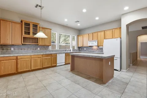 $670,000 | 8056 West Louise Drive, Peoria, AZ 85383