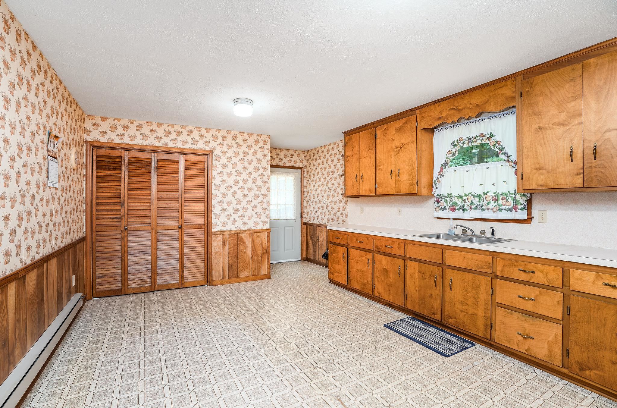 1300 Jerusalem Chapel Road Churchville, VA 24421 - Photo 8 of 33 Gallery Image 8