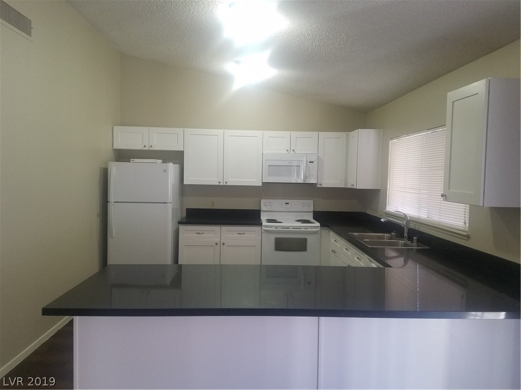 6508 West Pearcrest Road Las Vegas, NV 89108 - Photo 8 of 24 Gallery Image 8