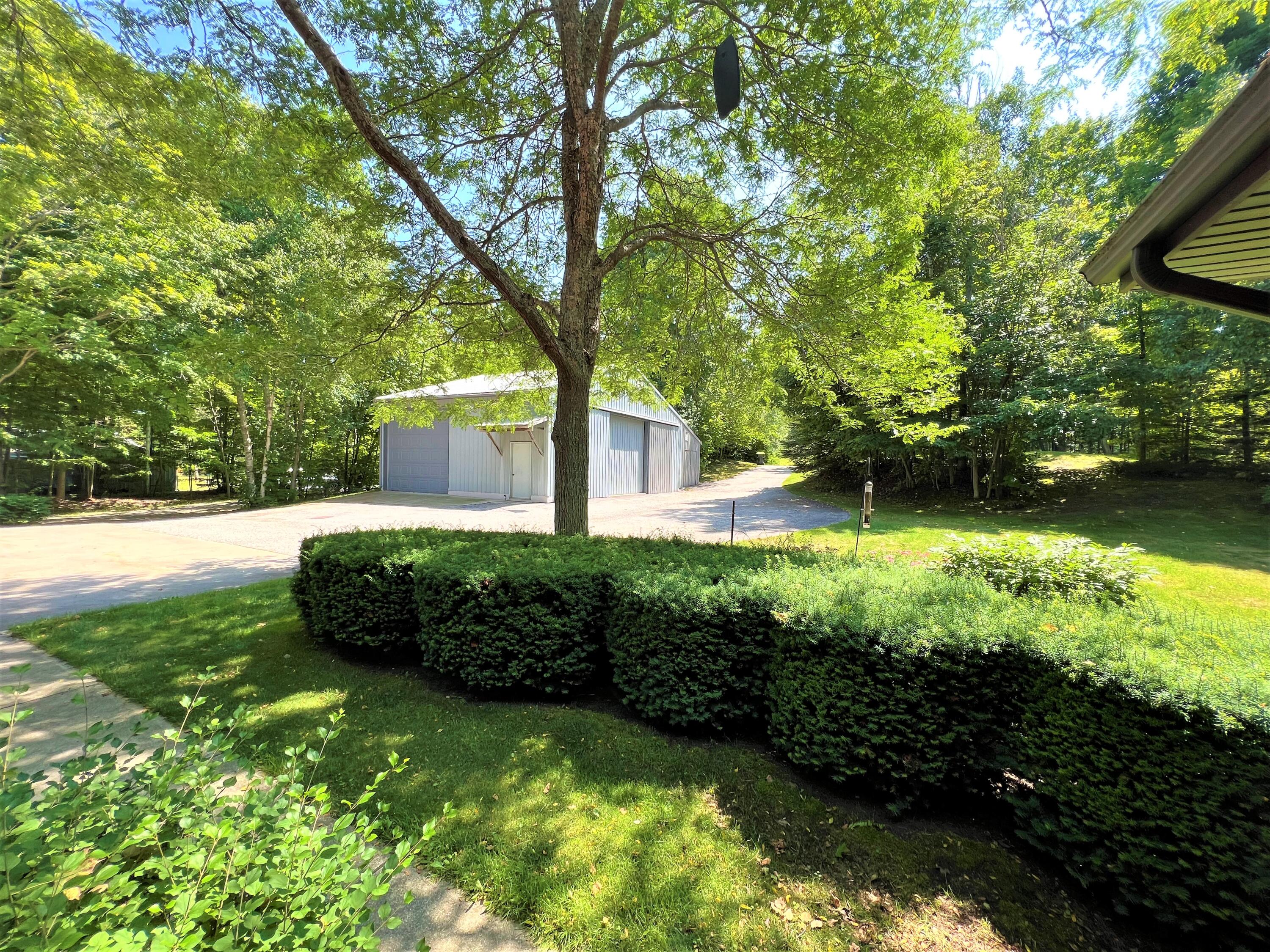 12813 Highway 23 Cheboygan, MI 49721 - Photo 49 of 66 Gallery Image 49