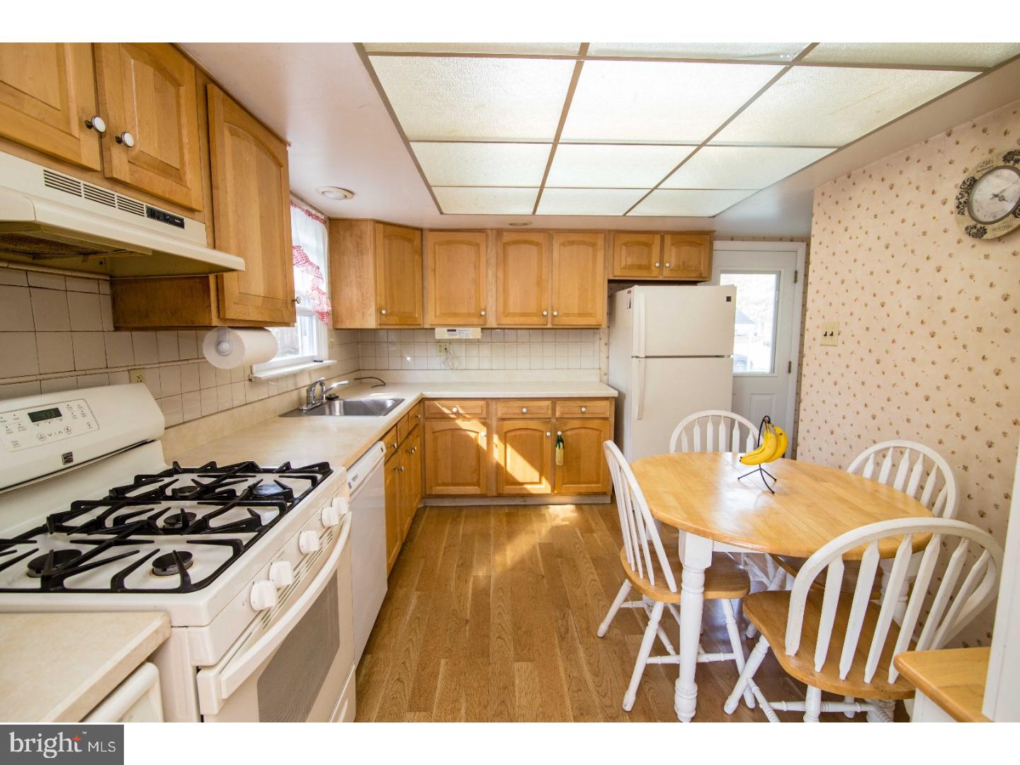 160 Morton Road Springfield, PA 19064 - Photo 8 of 25 Kitchen