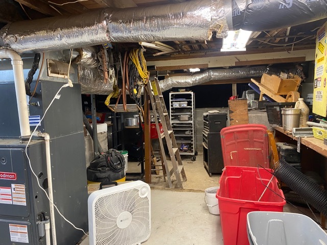 2285 West Center Street Decatur, IL 62526 - Photo 9 of 10 a view of storage and utility room