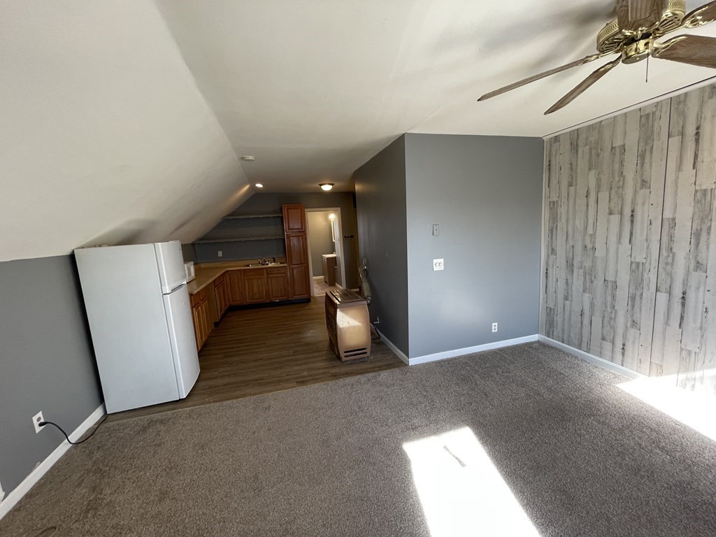 286 Hamlet Street Fall River, MA 02724 - Photo 4 of 5