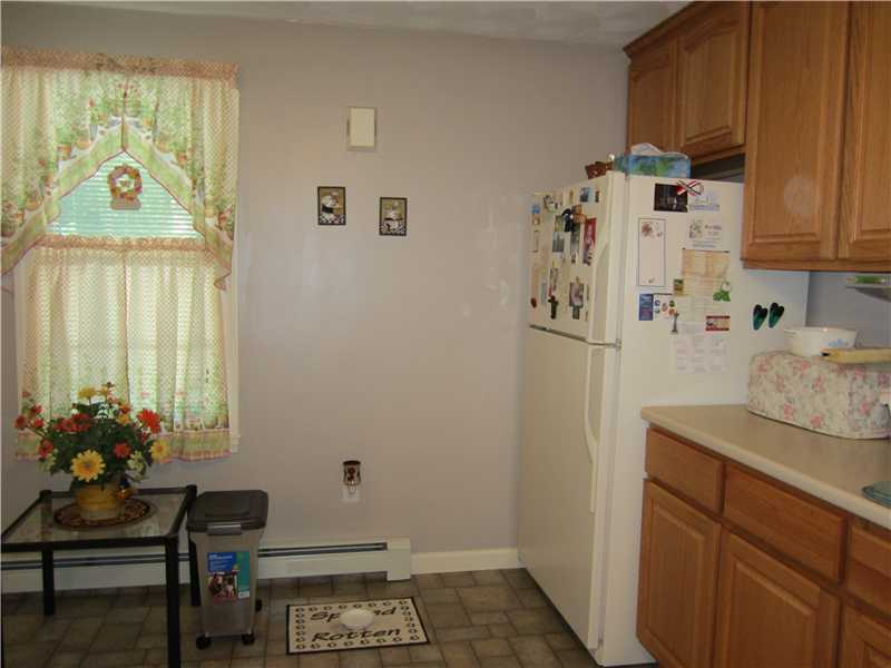 160 Hilltop Road Cumberland, RI 02864 - Photo 10 of 14 Kitchen.