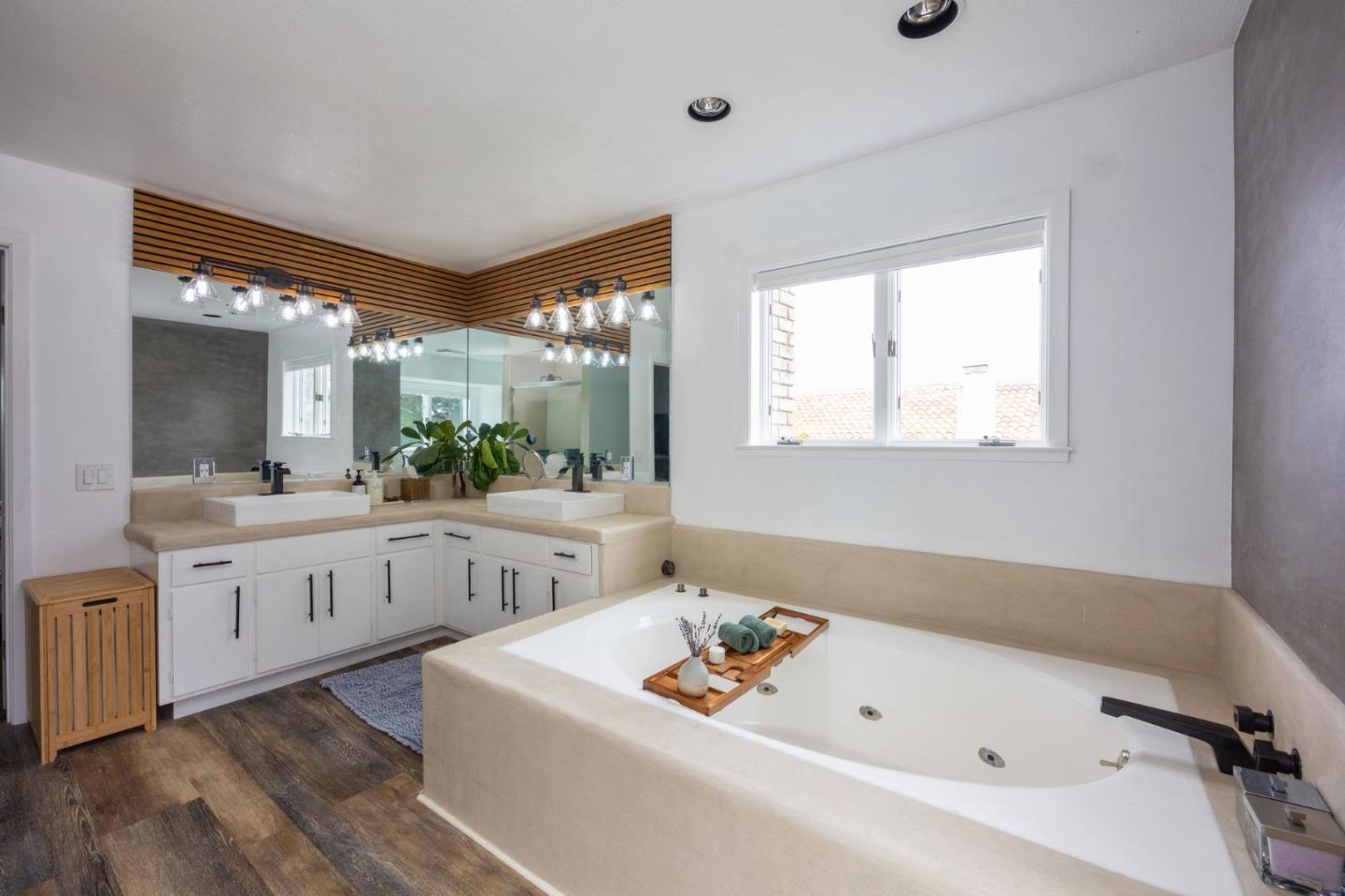 2300 Burning Tree Road Half Moon Bay, CA 94019 - Photo 20 of 46 Gallery Image 20