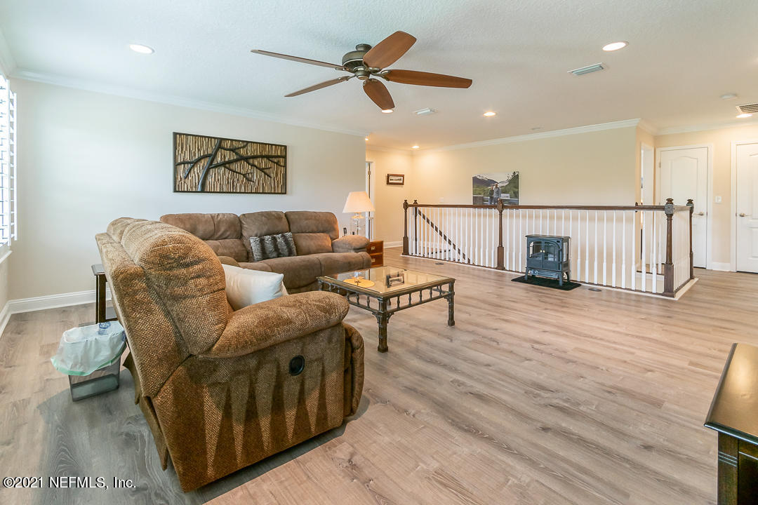 1183 Camp Ridge Lane Middleburg, FL 32068 - Photo 29 of 36 Loft