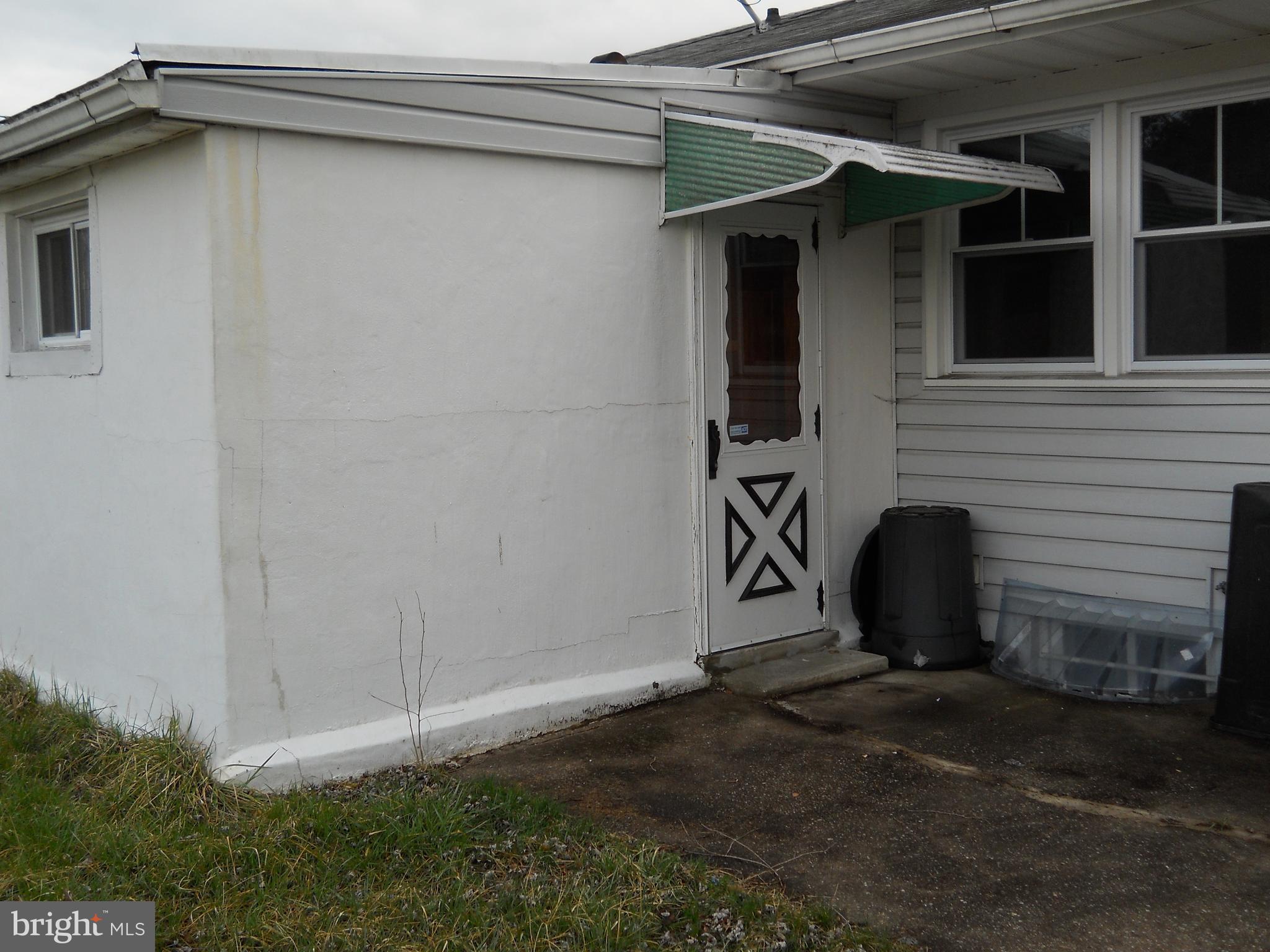 7415 Remoor Road Baltimore, MD 21207 - Photo 4 of 45 a view of a garage