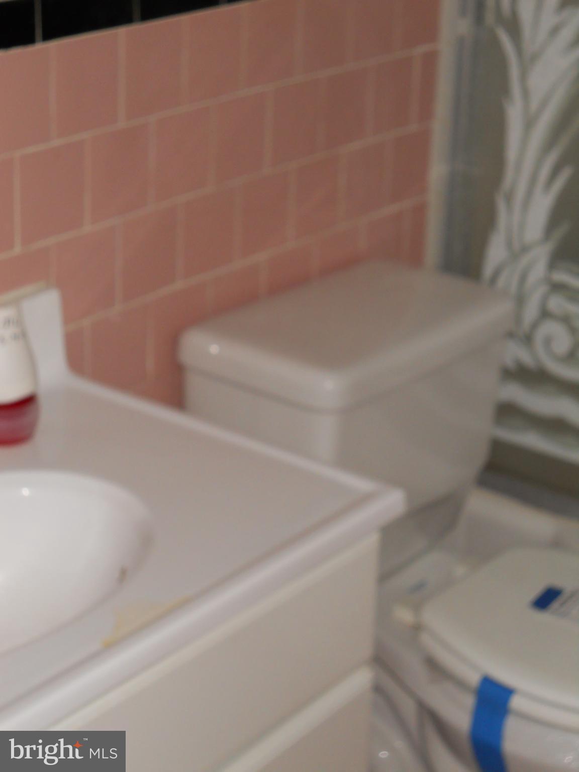 7415 Remoor Road Baltimore, MD 21207 - Photo 32 of 45 a close up of a bathtub