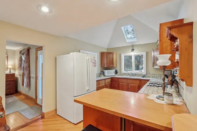 $349,500 | 1001 Edgewater Road, Fort Atkinson, WI 53538