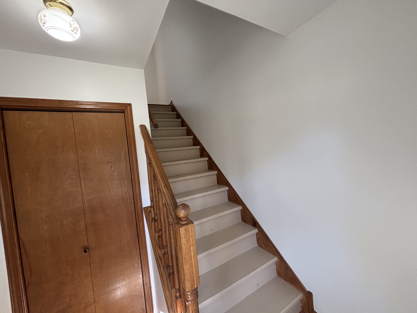 322 West Railroad Street, Unit 3 Marengo, IL 60152 - Photo 15 of 26 a view of entryway