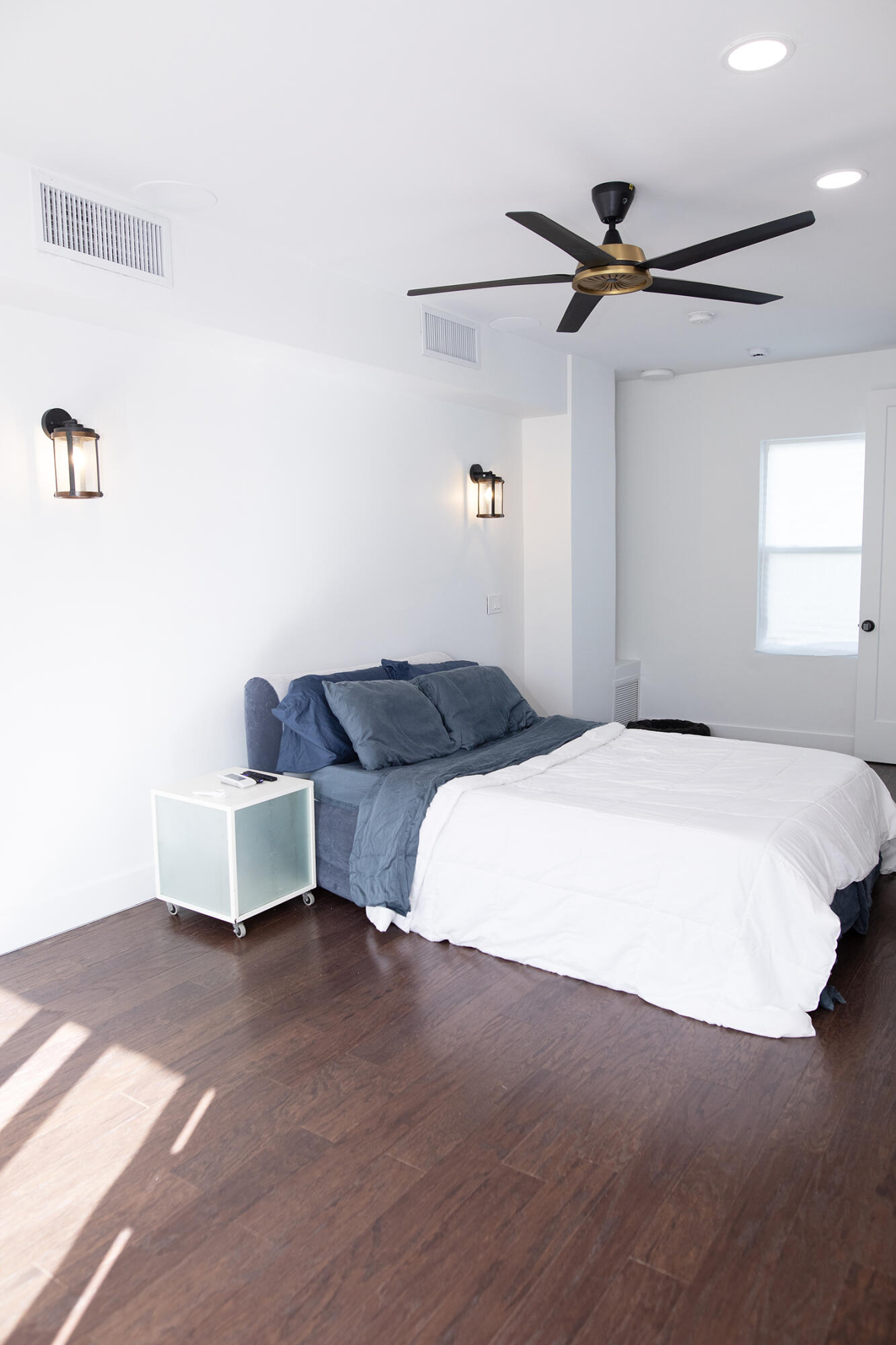 634 Southeast 3rd Avenue Delray Beach, FL 33483 - Photo 15 of 38 Master bedroom 2