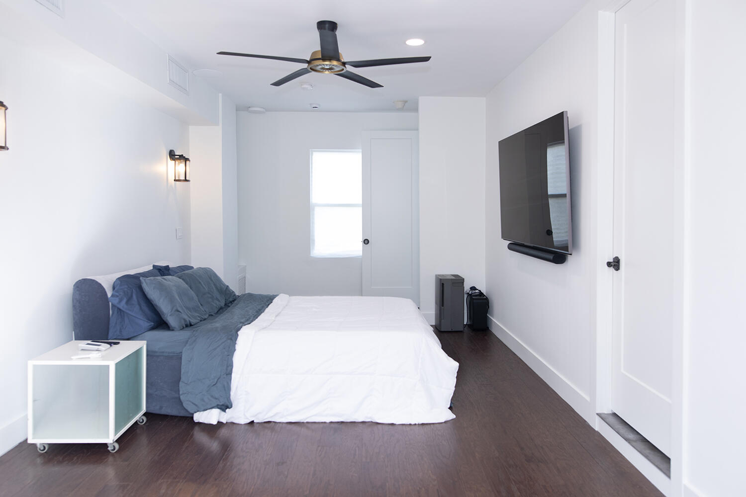 634 Southeast 3rd Avenue Delray Beach, FL 33483 - Photo 21 of 38 Master Bedroom
