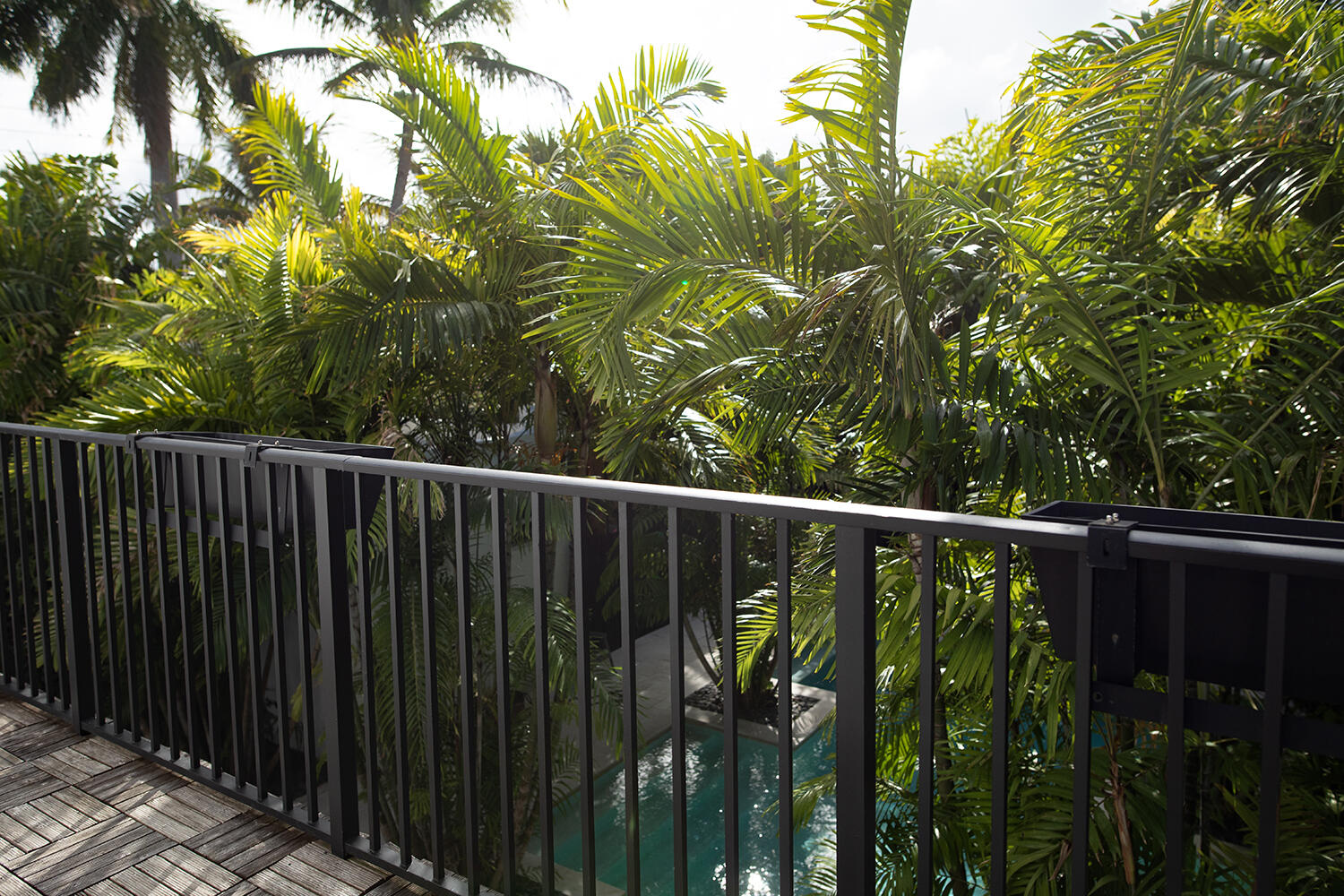 634 Southeast 3rd Avenue Delray Beach, FL 33483 - Photo 26 of 38 Master terrace 2