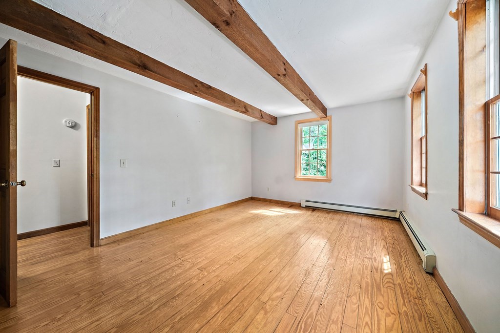 102 Quaker Meetinghouse Road Sandwich, MA 02537 - Photo 12 of 30 Gallery Image 12