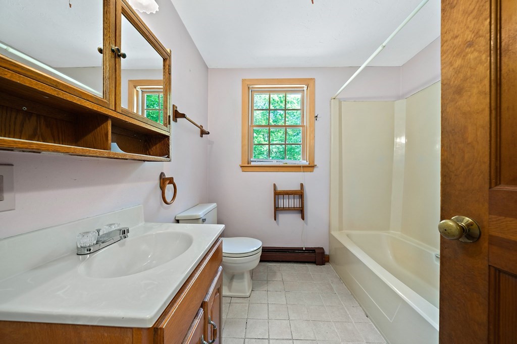 102 Quaker Meetinghouse Road Sandwich, MA 02537 - Photo 16 of 30 Gallery Image 16