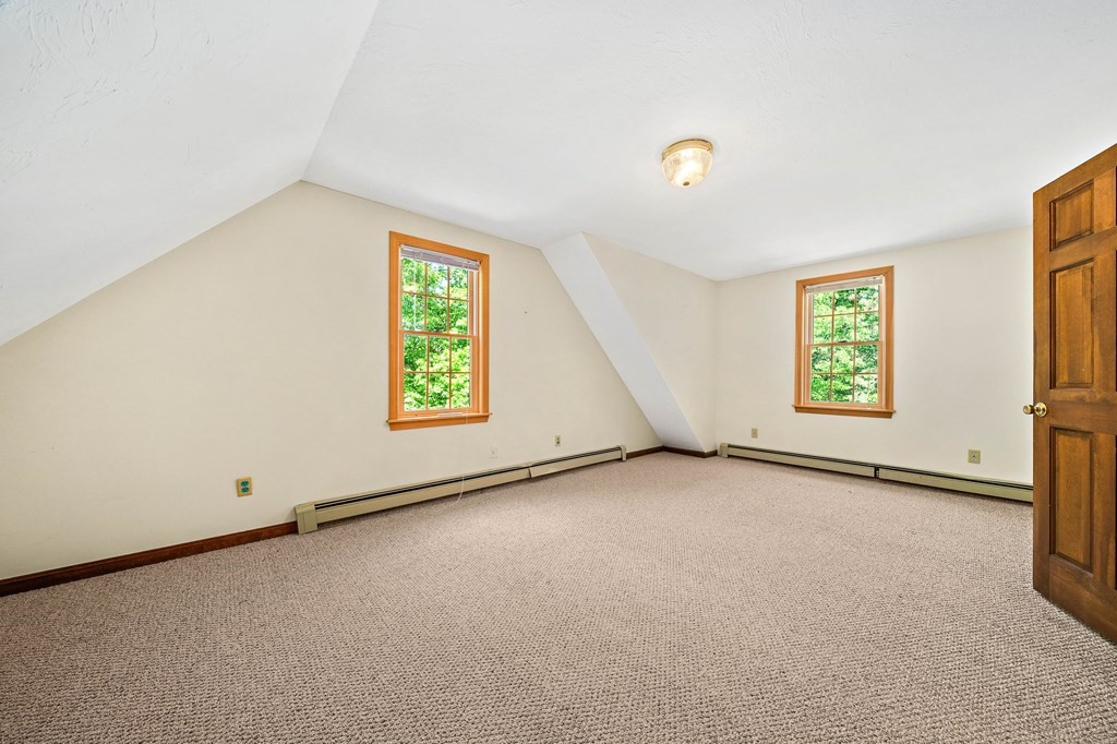 102 Quaker Meetinghouse Road Sandwich, MA 02537 - Photo 19 of 30 Gallery Image 19
